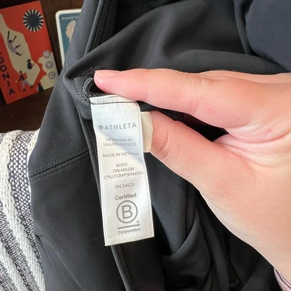 Athleta women’s Stellar Flare Trouser size 4 - Picture 9 of 16